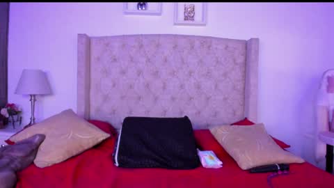 Snapshot of natalia_collinslim chatting on December 2024 03:45:02 AM Natalia online show from December 2024 03:45:02 AM