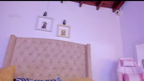 Snapshot of natalia_collinslim chatting on December 2024 06:14:01 AM Natalia online show from December 2024 06:14:01 AM