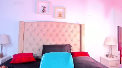 Snapshot of natalia_collinslim chatting on September 2025 03:51:01 AM Natalia online show from September 2025 03:51:01 AM