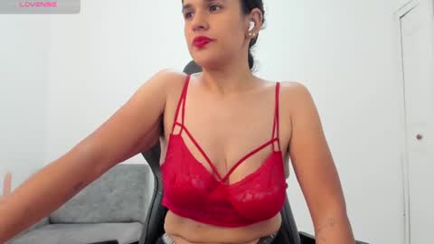 Snapshot of natalia_curvy1 chatting on July 2026 08:52:02 PM Nathalia online show from July 2026 08:52:02 PM