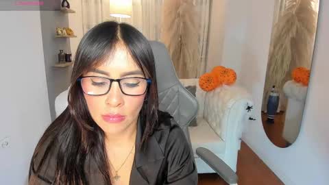 Natalia Leon online show from October 2025 04:12:01 AM