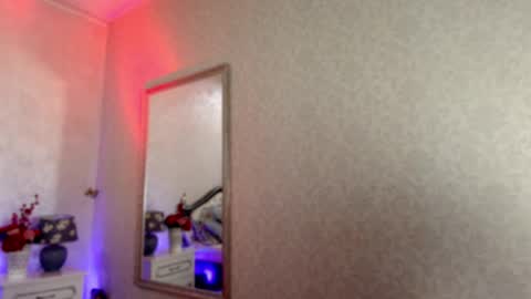 Snapshot of natalia_peach chatting on February 2025 08:48:01 AM Wild influence online show from February 2025 08:48:01 AM