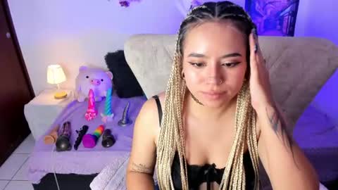 Nataliua Henao online show from August 2026 03:49:02 AM
