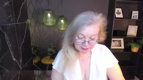 Snapshot of natalicloud chatting on March 2026 01:17:01 PM NataliCloud online show from March 2026 01:17:01 PM