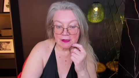 Snapshot of natalicloud chatting on April 2026 01:19:01 PM NataliCloud online show from April 2026 01:19:01 PM