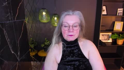 Snapshot of natalicloud chatting on April 2026 01:22:01 PM NataliCloud online show from April 2026 01:22:01 PM