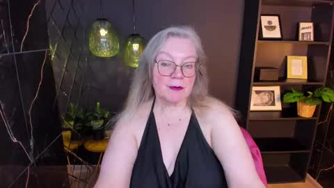 Snapshot of natalicloud chatting on April 2026 01:17:02 PM NataliCloud online show from April 2026 01:17:02 PM