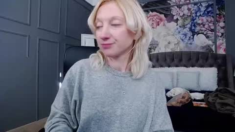 Natalie online show from February 2025 08:05:01 AM