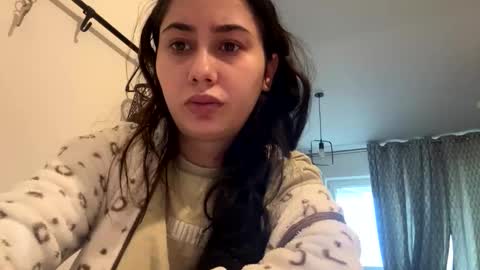 Snapshot of natalie_cloud chatting on December 2025 07:57:02 AM Natalie online show from December 2025 07:57:02 AM