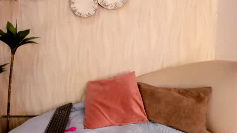 Snapshot of natalie_fox__ chatting on July 2026 11:29:02 AM Naty online show from July 2026 11:29:02 AM