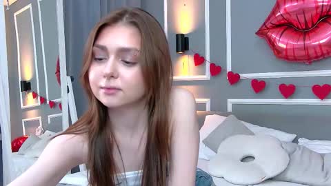Snapshot of nataliecroft chatting on March 2026 07:01:02 AM nataliecroft online show from March 2026 07:01:02 AM
