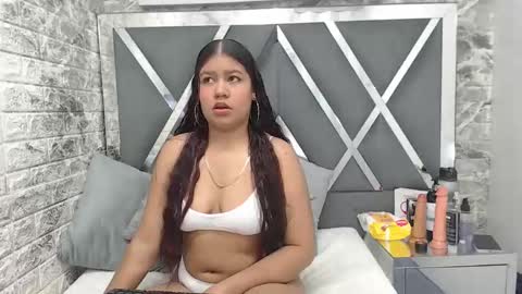 Snapshot of natalieevansx chatting on November 2025 12:04:01 PM natalieevansx online show from November 2025 12:04:01 PM