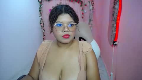 natalielabellex1 online show from September 2025 07:35:01 PM