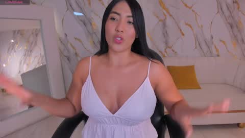 Snapshot of natalielewis_ chatting on May 2026 12:12:02 PM Natalie Lewis online show from May 2026 12:12:02 PM