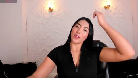 Snapshot of natalielewis_ chatting on June 2026 11:46:01 AM Natalie Lewis online show from June 2026 11:46:01 AM