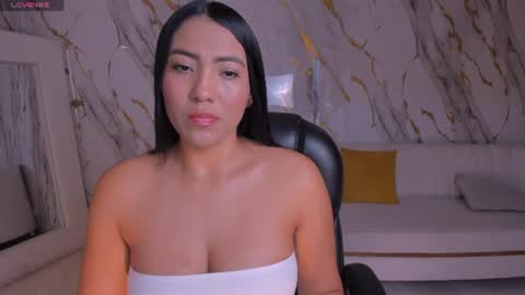 Snapshot of natalielewis_ chatting on June 2026 11:53:01 AM Natalie Lewis online show from June 2026 11:53:01 AM