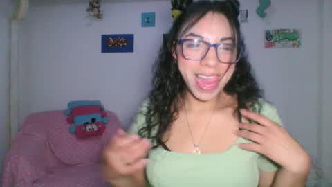 Snapshot of nataliesweet22 chatting on March 2026 11:41:01 PM Natalie online show from March 2026 11:41:01 PM