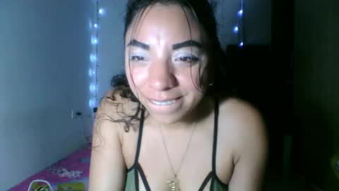 Snapshot of nataliesweet22 chatting on April 2026 01:55:02 AM Natalie online show from April 2026 01:55:02 AM