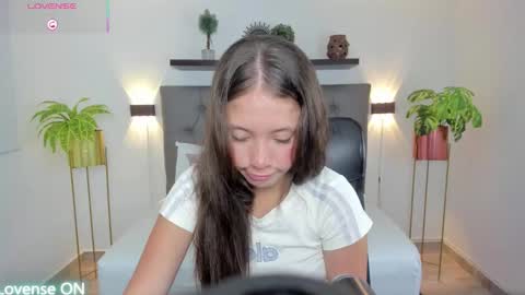 Nataly online show from November 2025 02:02:01 AM