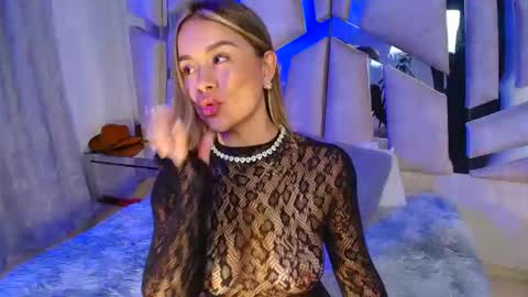 Snapshot of natalyefoster chatting on April 2026 06:56:02 PM Natalye foster online show from April 2026 06:56:02 PM