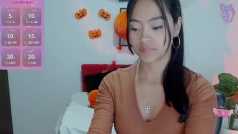 Nataly Escobar online show from October 2025 12:47:02 PM