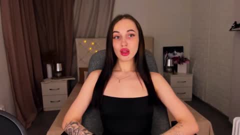 Snapshot of natalyfreman chatting on December 2024 01:01:02 PM Nataly online show from December 2024 01:01:02 PM