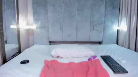 Snapshot of natalywilliams chatting on February 2025 05:35:01 PM Nataly online show from February 2025 05:35:01 PM