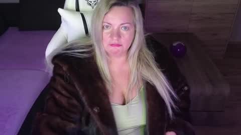 Natalli online show from February 2025 11:36:01 PM