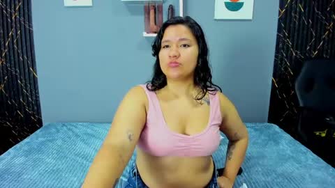 Snapshot of natasha_adam21 chatting on May 2026 02:09:02 AM Natasha online show from May 2026 02:09:02 AM