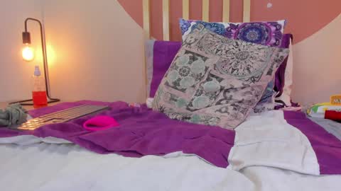 N A T A S H A  online show from January 2025 03:33:02 AM