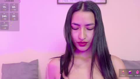 Natasha  online show from April 2026 12:33:01 PM