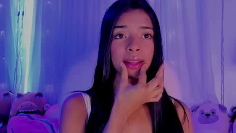 Natasha  online show from December 2024 06:44:02 PM