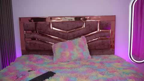 Natasha Vesper  online show from November 2025 01:04:02 AM