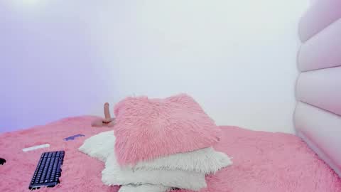 NATASHA online show from November 2025 12:20:02 AM