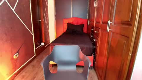 Natasha Mason online show from February 2025 02:43:01 PM