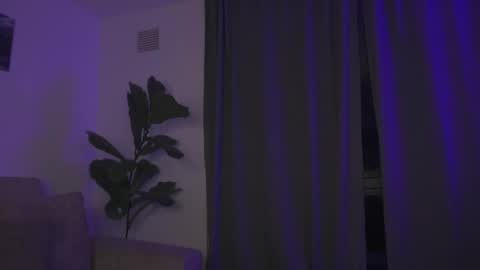 Natasha Independent model online show from December 2025 04:32:01 AM