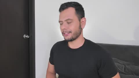 Snapshot of nate_ocean chatting on February 2025 03:16:02 AM Nate Ocean online show from February 2025 03:16:02 AM