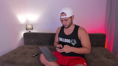 Snapshot of nate_ocean chatting on November 2025 11:31:01 PM Nate Ocean online show from November 2025 11:31:01 PM