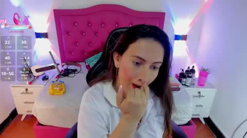 Snapshot of nathalia_rodriguezz chatting on October 2025 03:40:01 PM N A T H A L I A online show from October 2025 03:40:01 PM