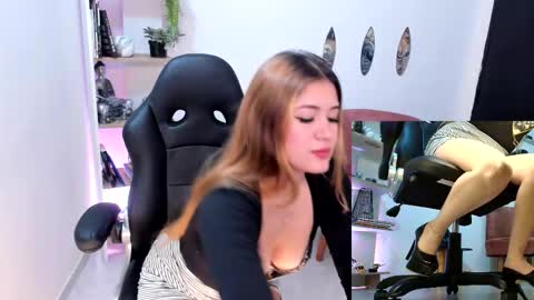 NATHALIE online show from November 2025 12:51:02 PM