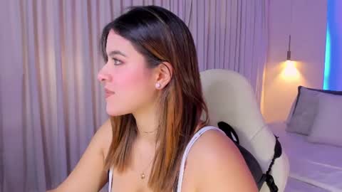 Snapshot of nathalie_rivers chatting on June 2026 11:15:01 AM NATHALIE online show from June 2026 11:15:01 AM