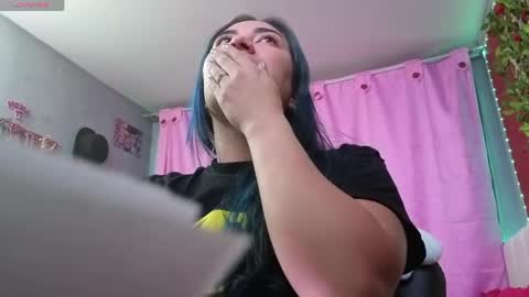 Nathalie online show from April 2026 01:14:01 AM