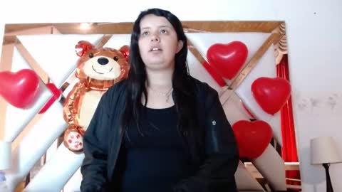 nathaly low online show from February 2026 12:45:01 PM