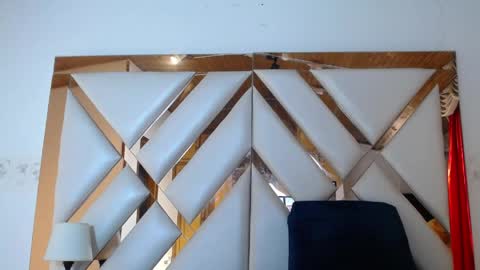 nathaly low online show from April 2026 12:50:01 PM