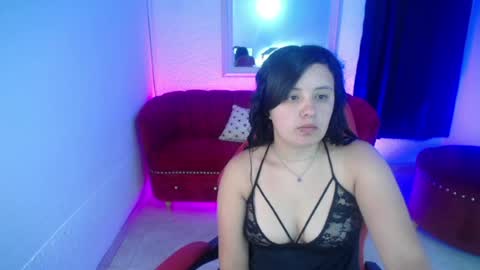 nathaly low online show from July 2026 12:11:02 PM