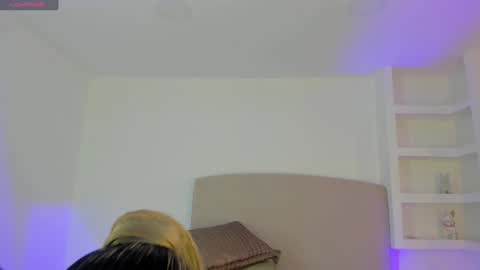 NATHALY  online show from January 2025 10:40:02 AM