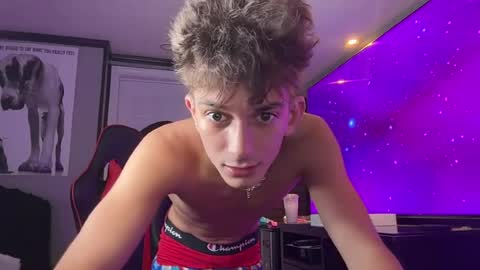 nathan_ttik online show from July 2026 04:36:02 PM