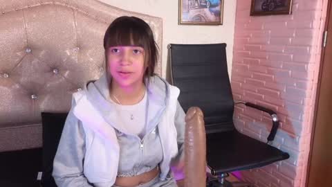 Natalia Torres online show from February 2025 11:23:02 AM