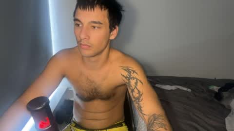 Snapshot of native_boy2 chatting on April 2026 02:37:02 AM native_boy2 online show from April 2026 02:37:02 AM