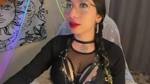 Snapshot of natsuki_09 chatting on June 2026 12:20:01 PM Nat online show from June 2026 12:20:01 PM
